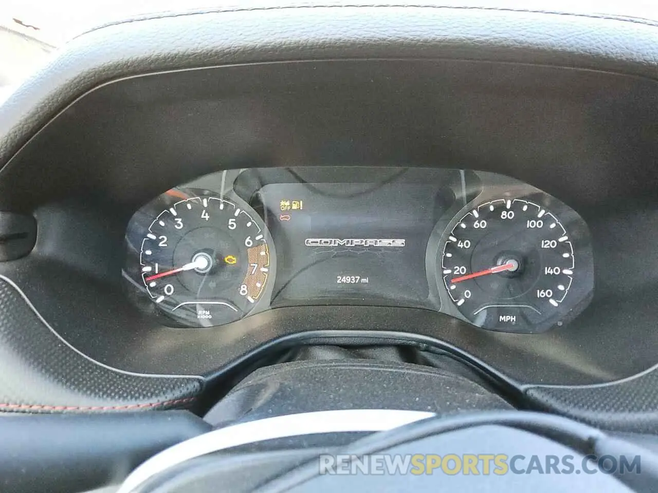 9 Photograph of a damaged car 3C4NJDDN5RT137175 JEEP COMPASS 2024