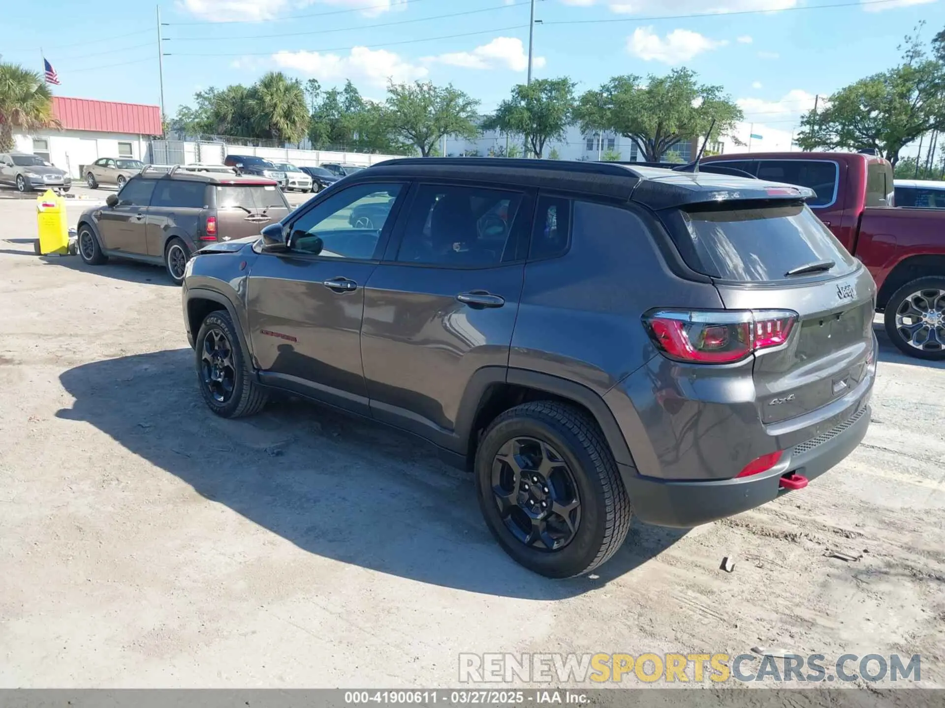 3 Photograph of a damaged car 3C4NJDDN8RT596037 JEEP COMPASS 2024