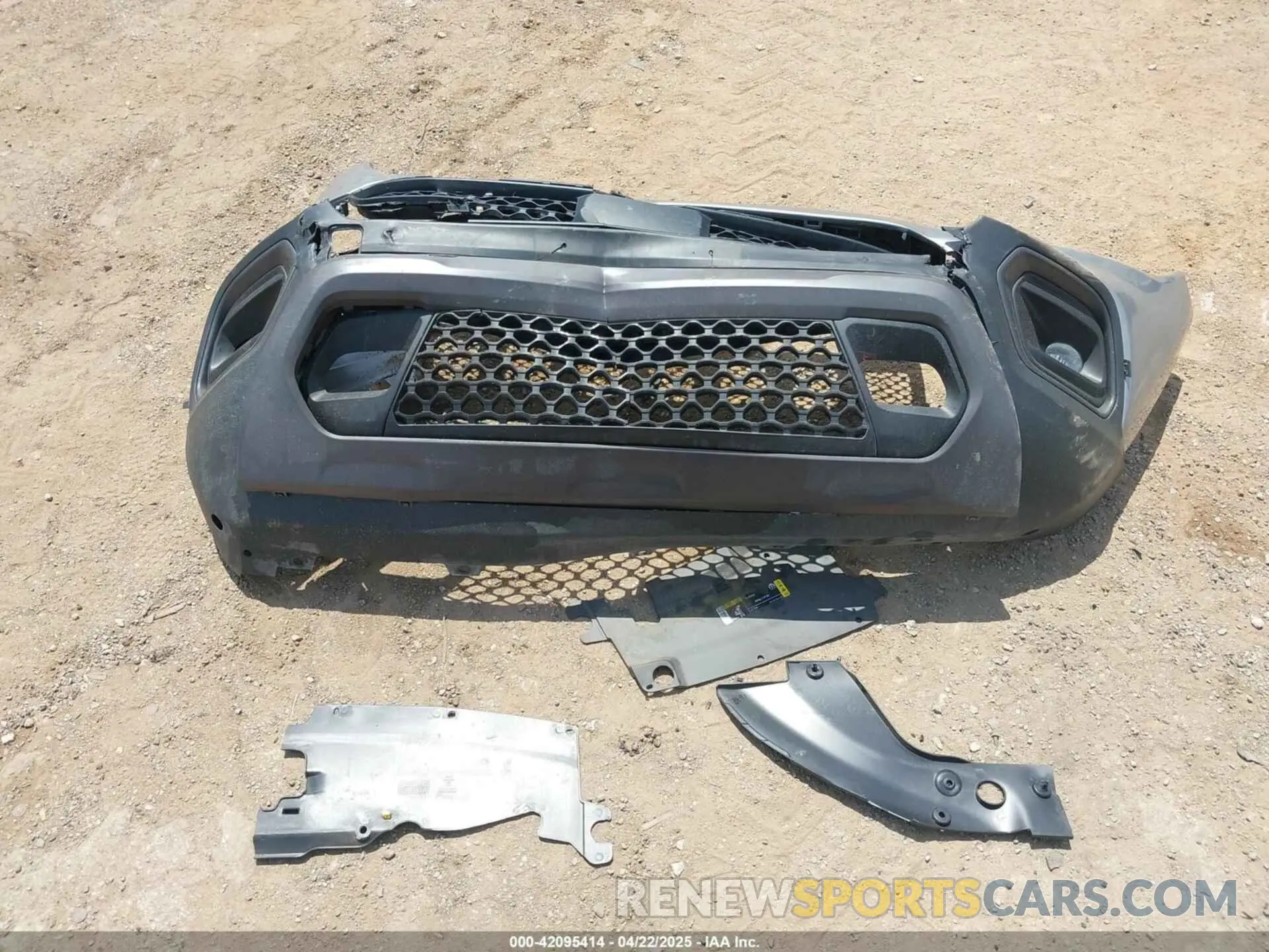 12 Photograph of a damaged car 3C4NJDDN8RT596877 JEEP COMPASS 2024