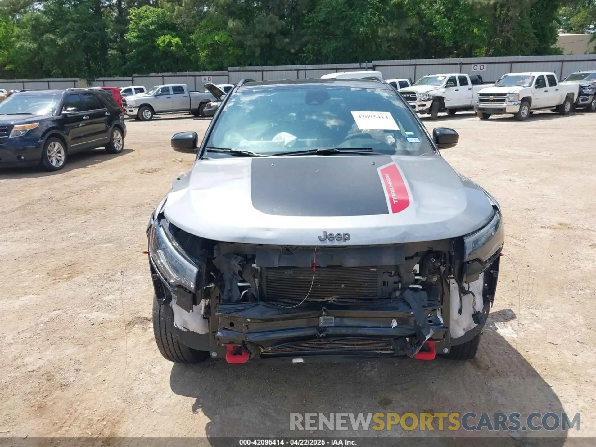 13 Photograph of a damaged car 3C4NJDDN8RT596877 JEEP COMPASS 2024