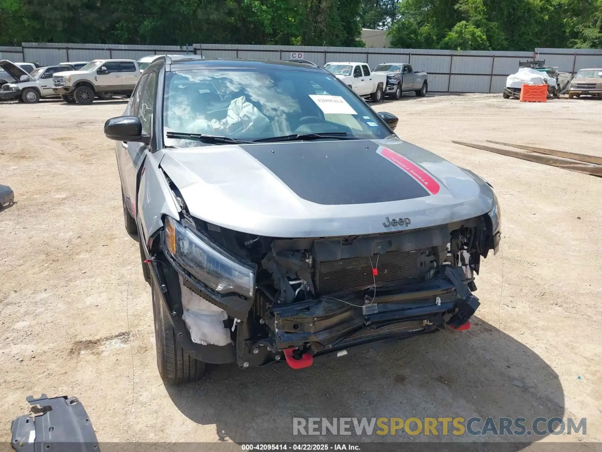 6 Photograph of a damaged car 3C4NJDDN8RT596877 JEEP COMPASS 2024