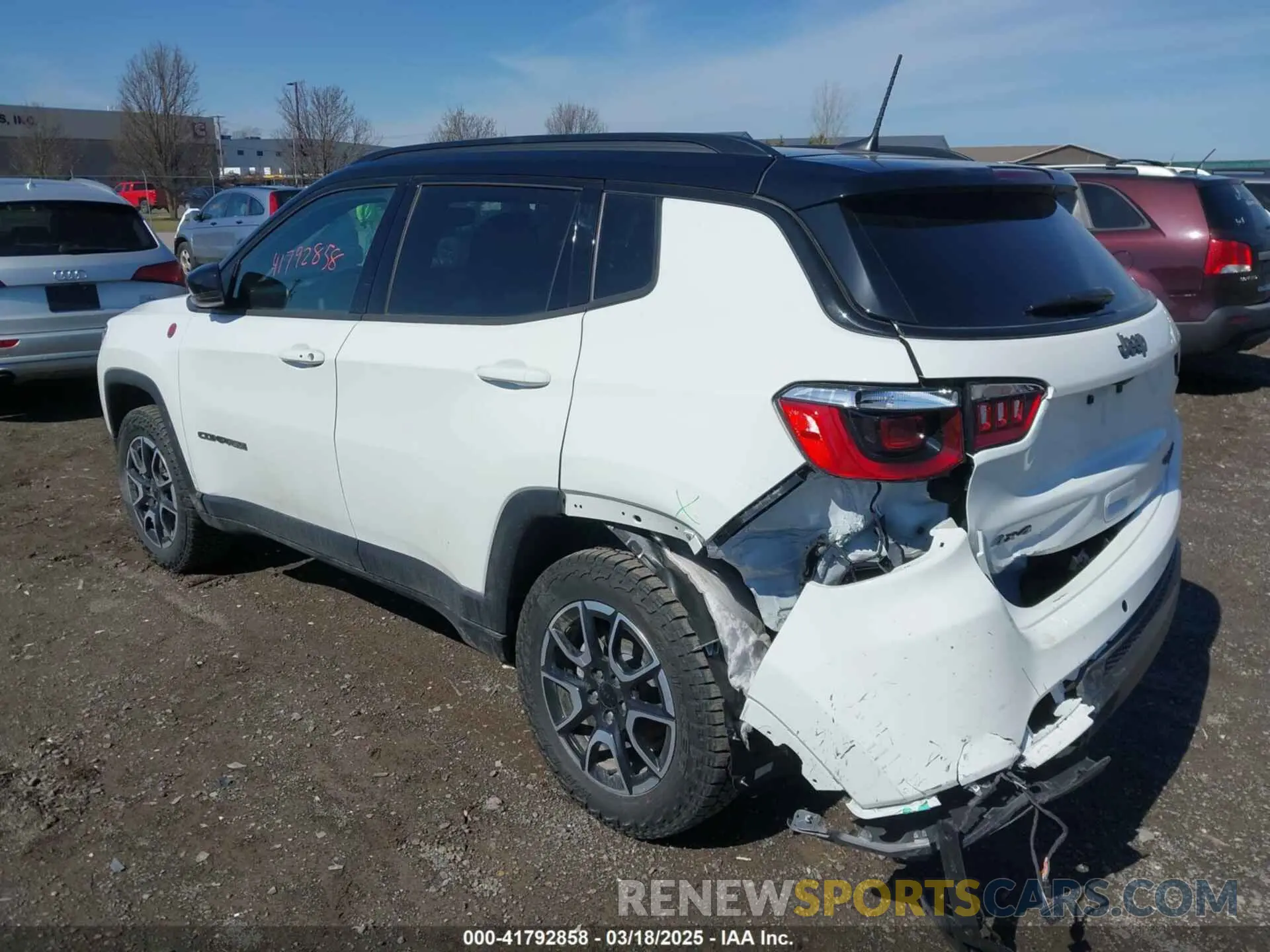 3 Photograph of a damaged car 3C4NJDDN9RT140998 JEEP COMPASS 2024