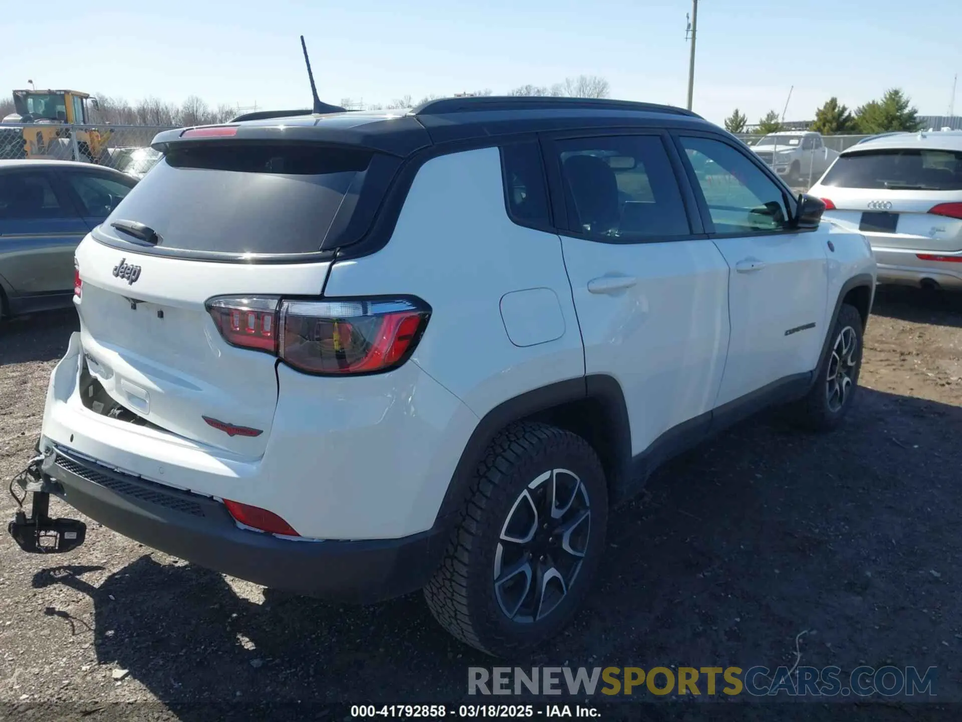 4 Photograph of a damaged car 3C4NJDDN9RT140998 JEEP COMPASS 2024