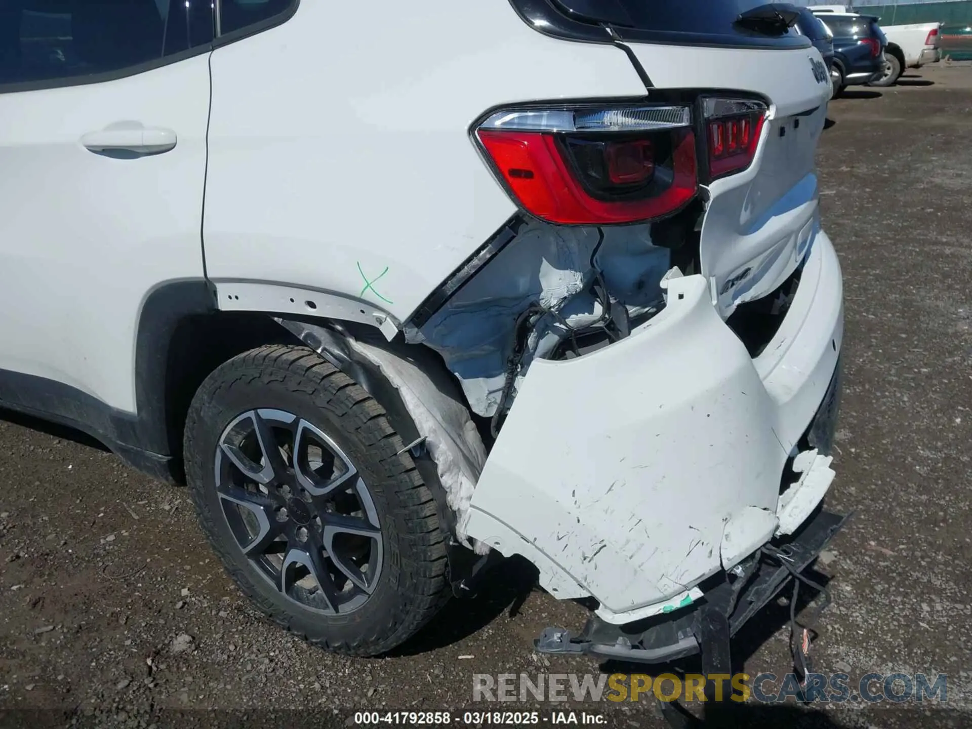 6 Photograph of a damaged car 3C4NJDDN9RT140998 JEEP COMPASS 2024