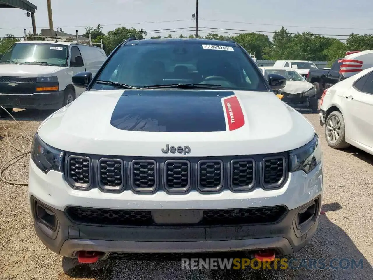 5 Photograph of a damaged car 3C4NJDDN9RT161009 JEEP COMPASS 2024