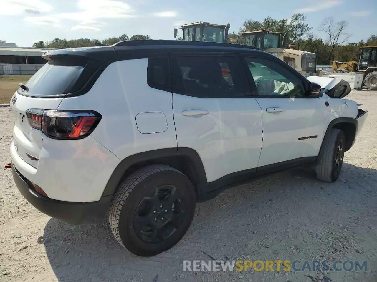 3 Photograph of a damaged car 3C4NJDDN9RT596516 JEEP COMPASS 2024