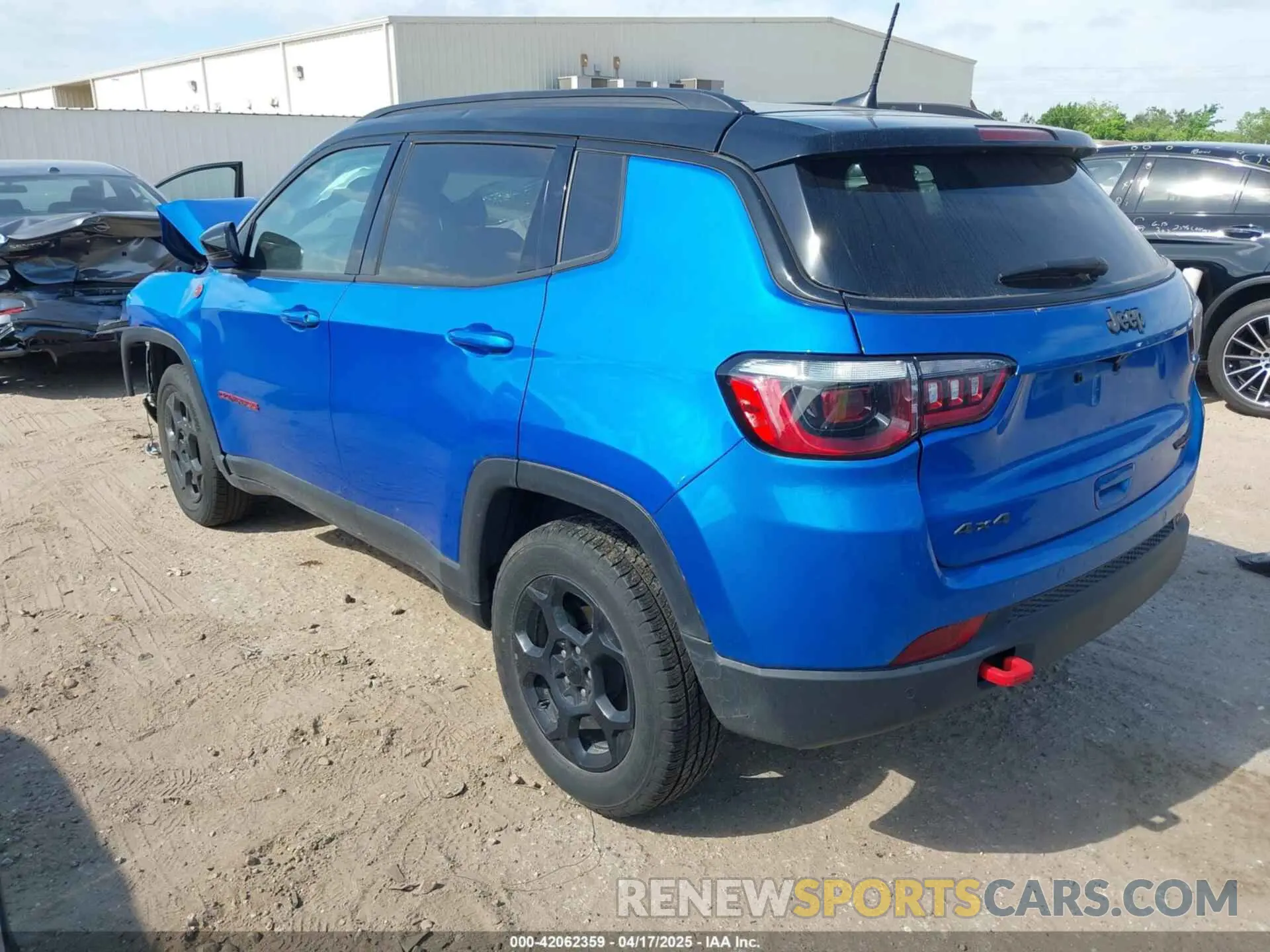 3 Photograph of a damaged car 3C4NJDDNXRT610584 JEEP COMPASS 2024