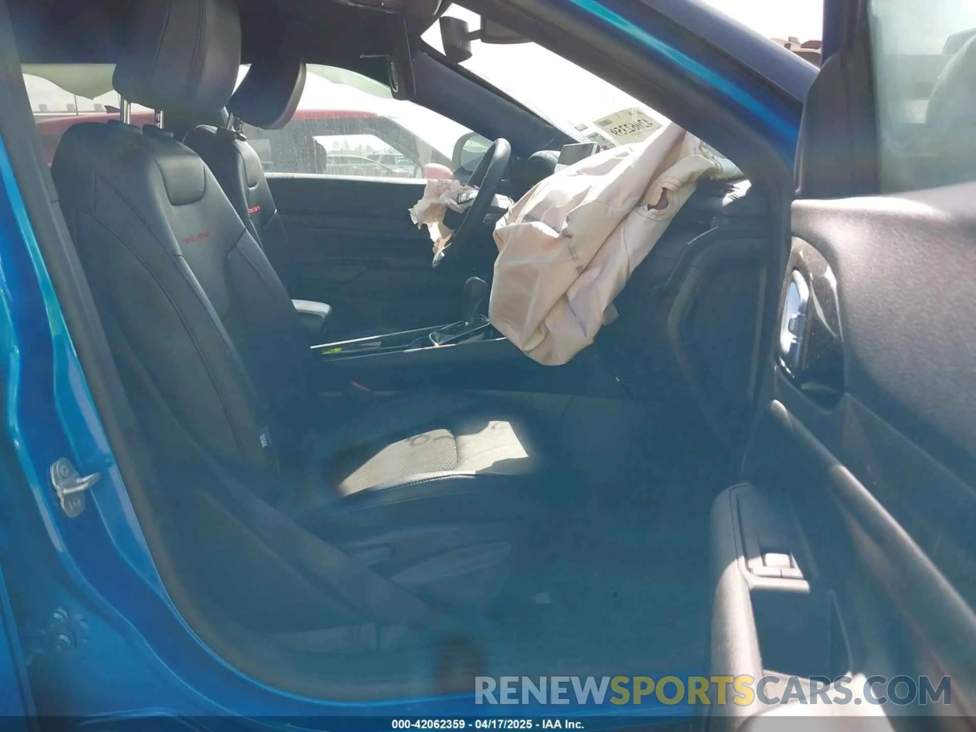 5 Photograph of a damaged car 3C4NJDDNXRT610584 JEEP COMPASS 2024