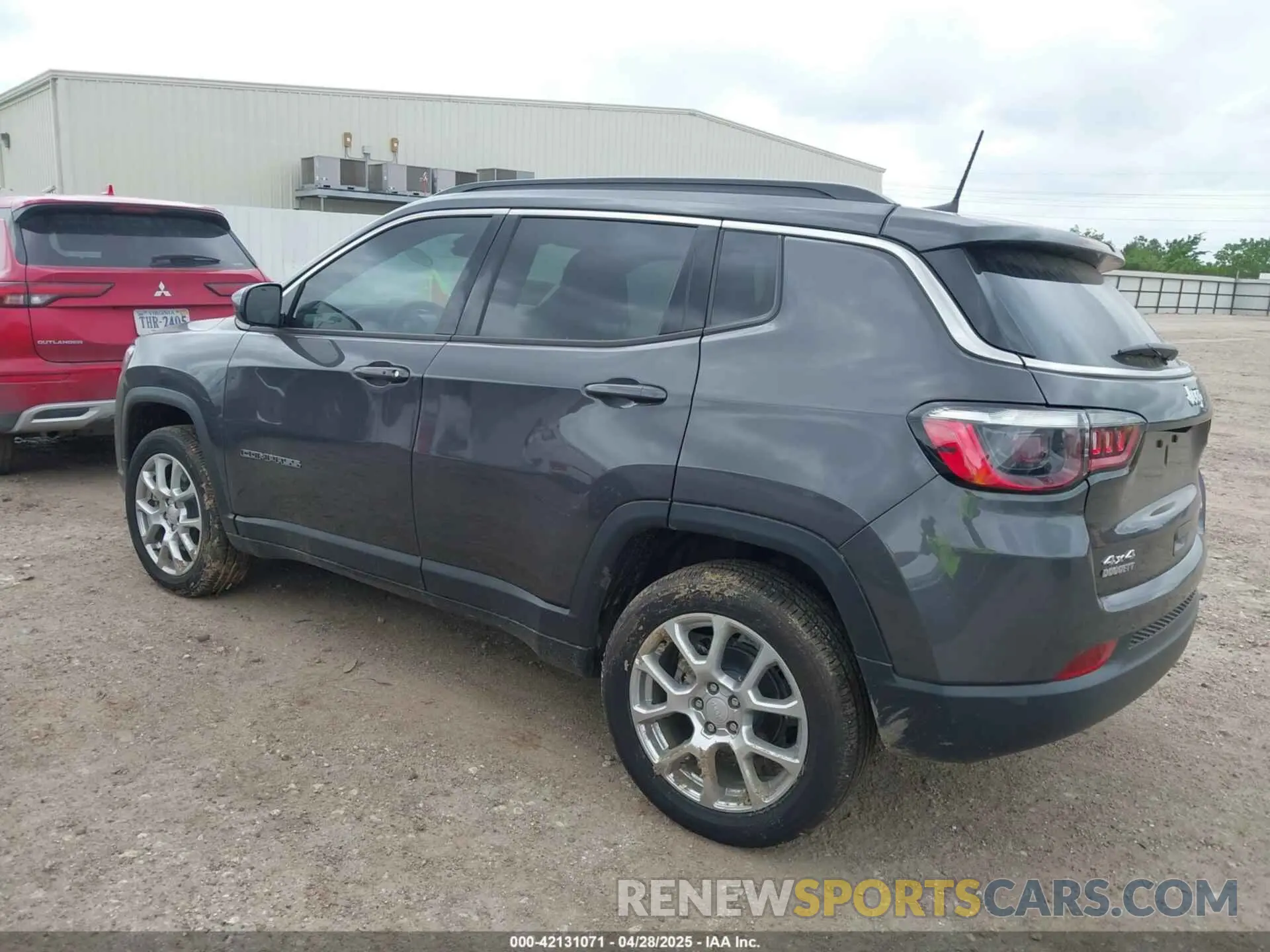 3 Photograph of a damaged car 3C4NJDFN0RT164250 JEEP COMPASS 2024