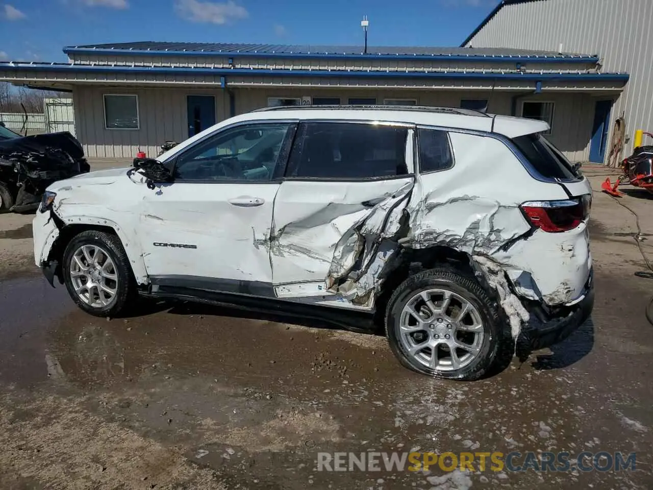 2 Photograph of a damaged car 3C4NJDFN1RT593929 JEEP COMPASS 2024