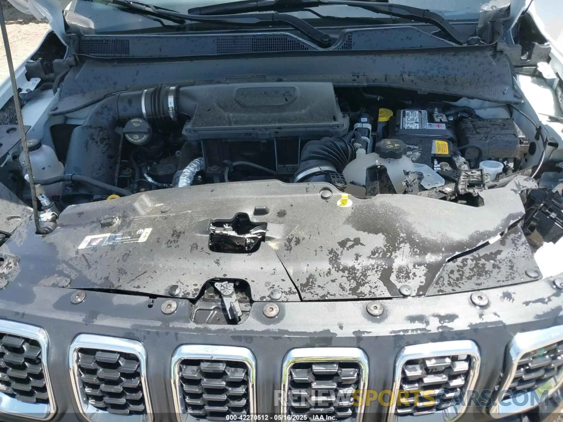 10 Photograph of a damaged car 3C4NJDFN5RT132085 JEEP COMPASS 2024