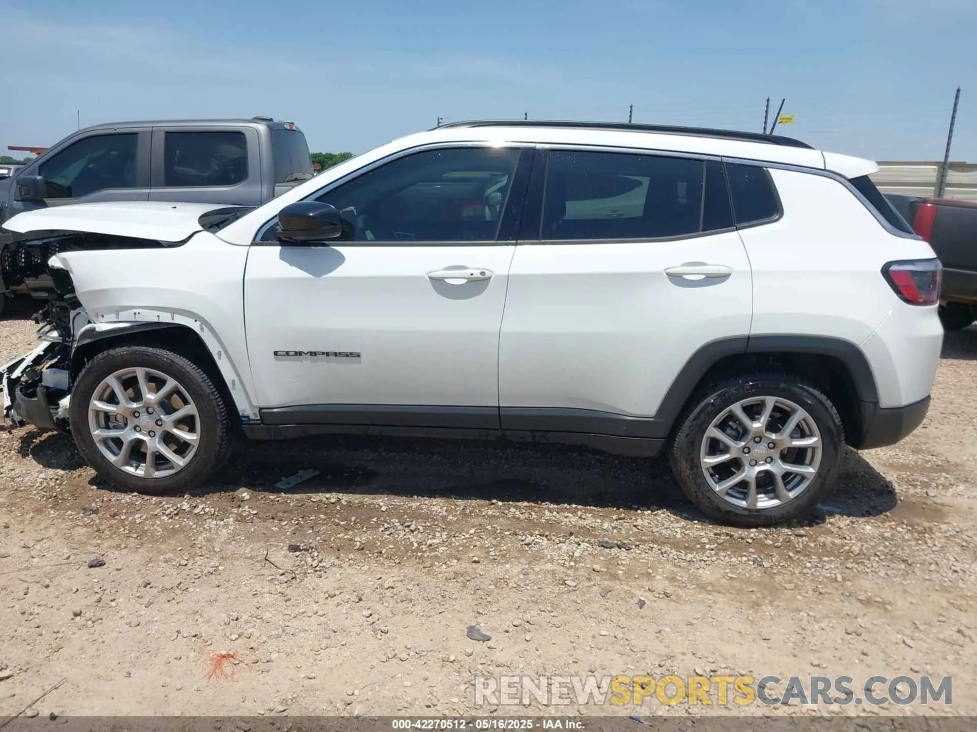 14 Photograph of a damaged car 3C4NJDFN5RT132085 JEEP COMPASS 2024
