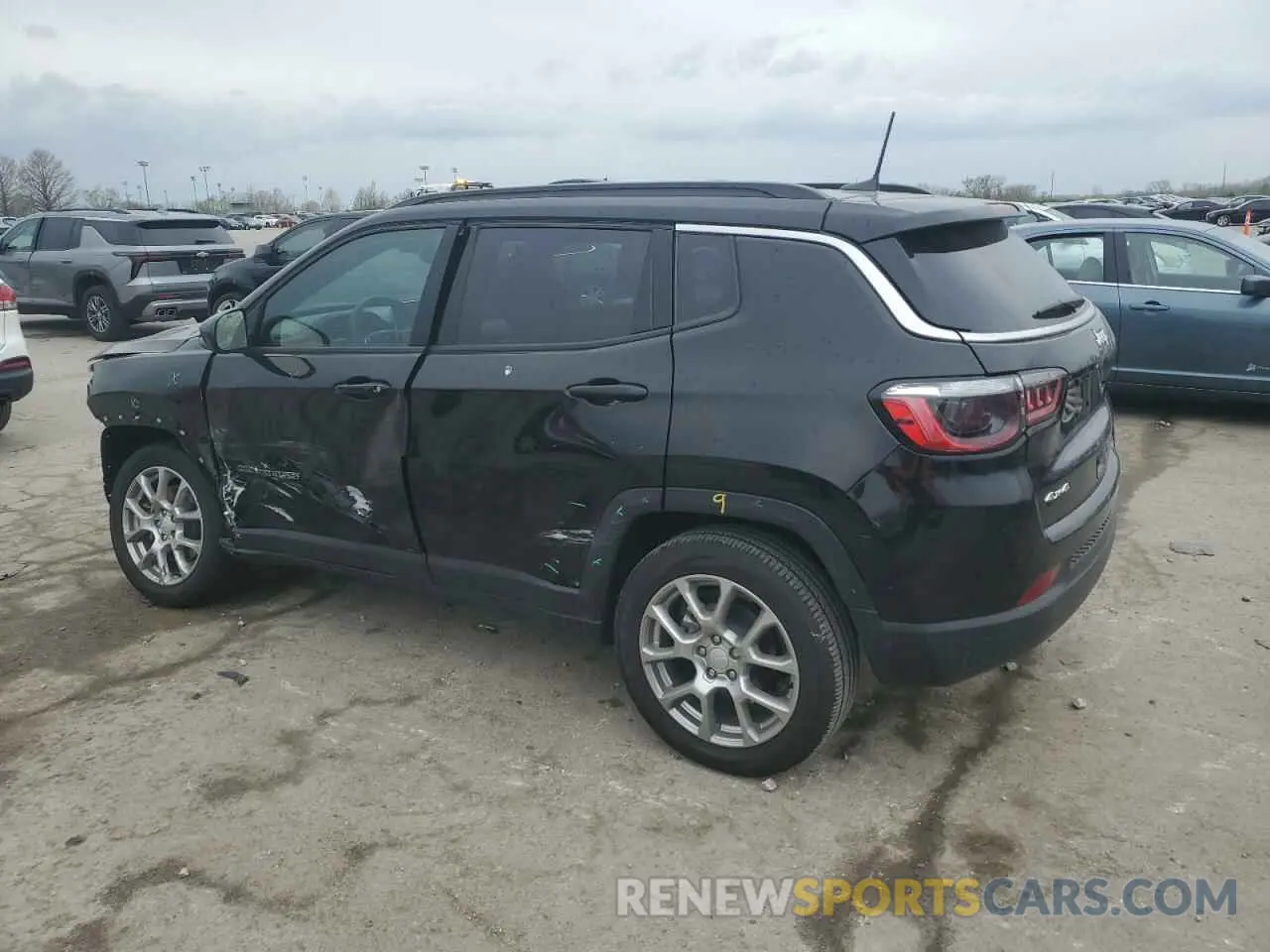 2 Photograph of a damaged car 3C4NJDFN7RT121993 JEEP COMPASS 2024