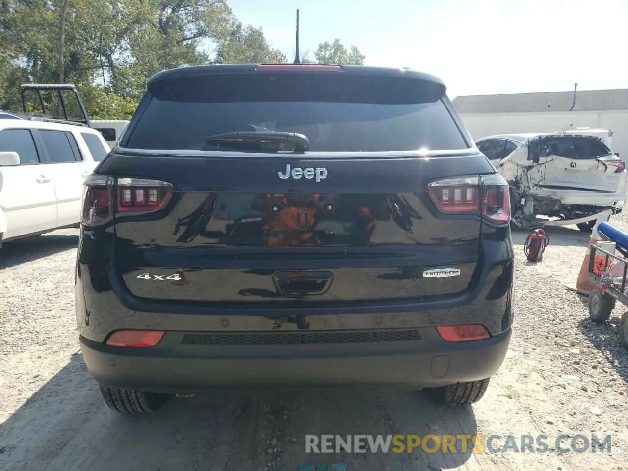 6 Photograph of a damaged car 3C4NJDFN7RT136185 JEEP COMPASS 2024