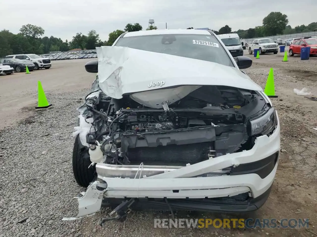 5 Photograph of a damaged car 3C4NJDAN6ST505776 JEEP COMPASS 2025
