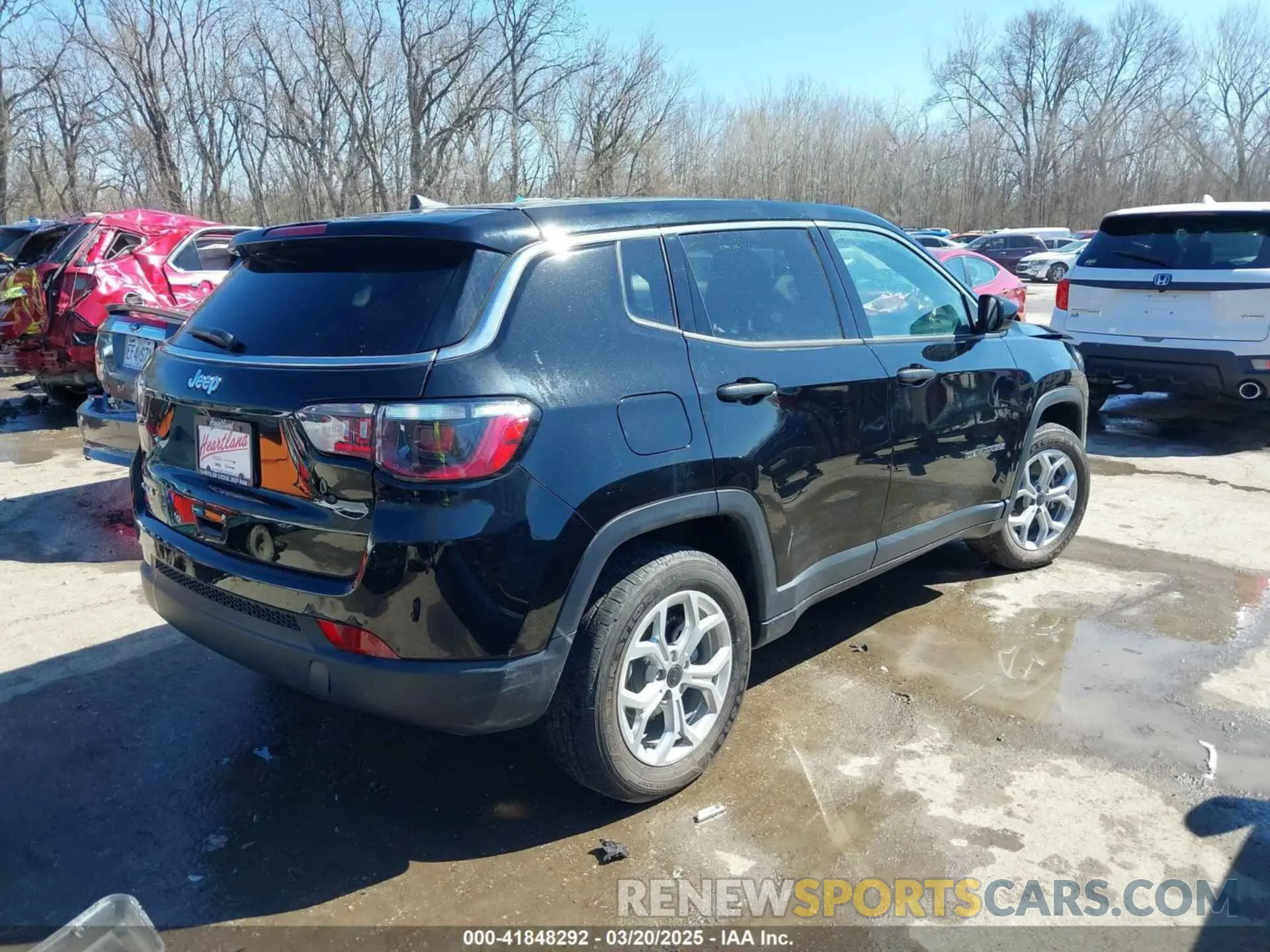 4 Photograph of a damaged car 3C4NJDAN7ST518472 JEEP COMPASS 2025
