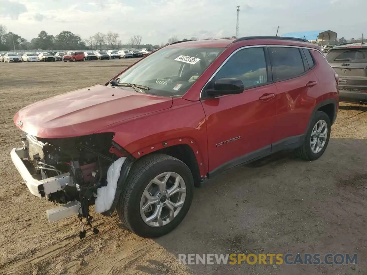 1 Photograph of a damaged car 3C4NJDBN3ST530732 JEEP COMPASS 2025