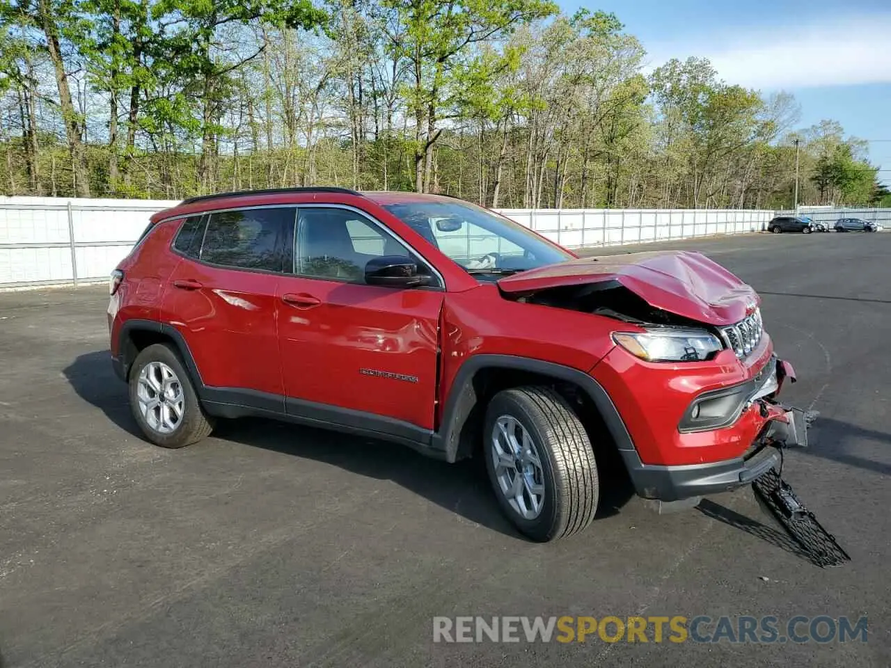 4 Photograph of a damaged car 3C4NJDBN4ST569877 JEEP COMPASS 2025