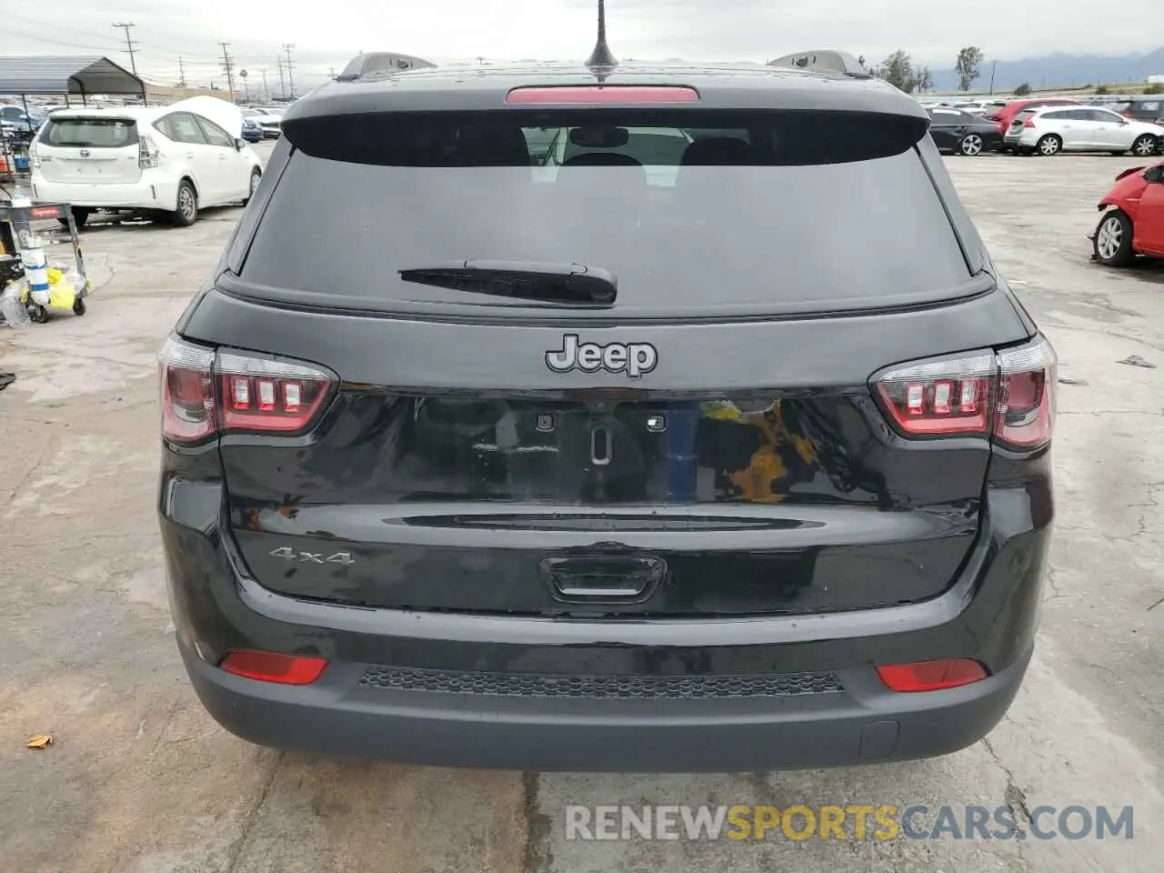 6 Photograph of a damaged car 3C4NJDBN5ST505542 JEEP COMPASS 2025