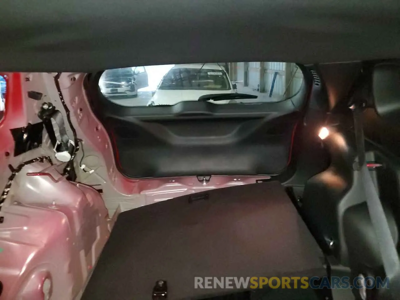 10 Photograph of a damaged car 3C4NJDBN6ST504402 JEEP COMPASS 2025