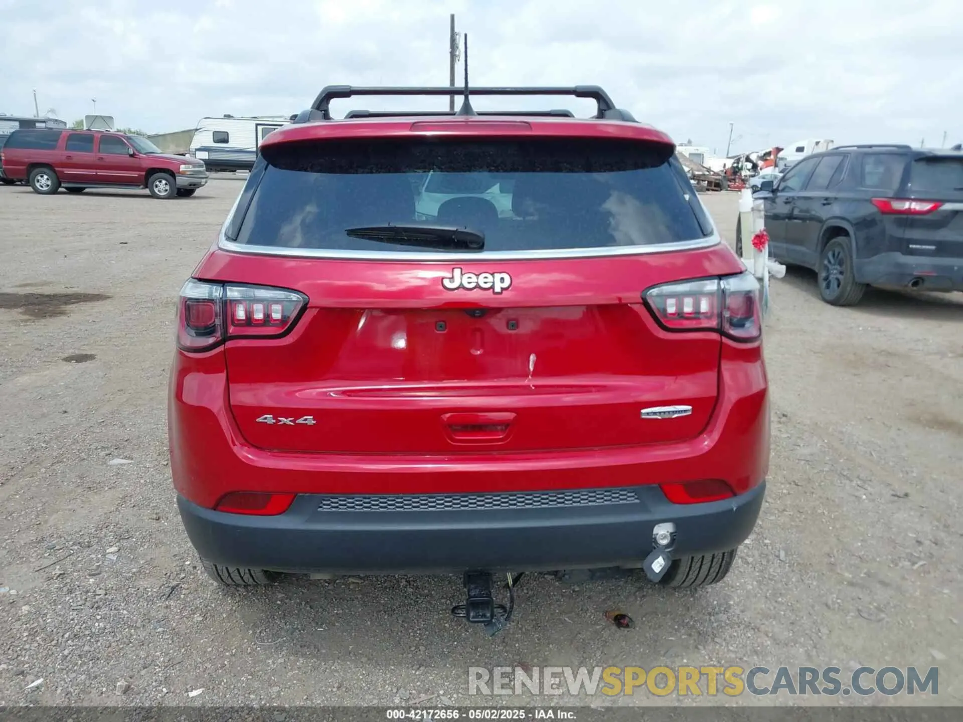 16 Photograph of a damaged car 3C4NJDBN8ST515983 JEEP COMPASS 2025