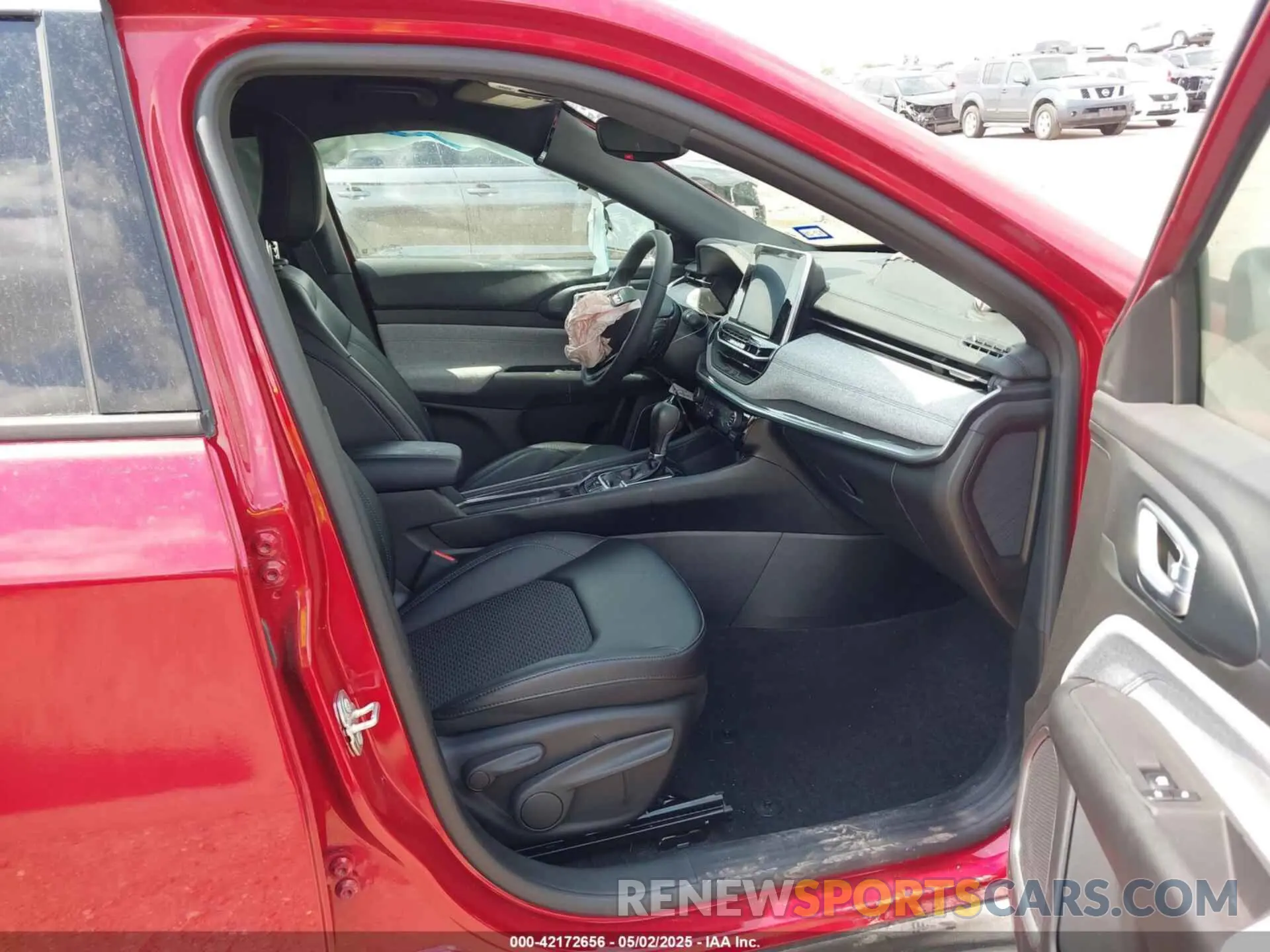 5 Photograph of a damaged car 3C4NJDBN8ST515983 JEEP COMPASS 2025