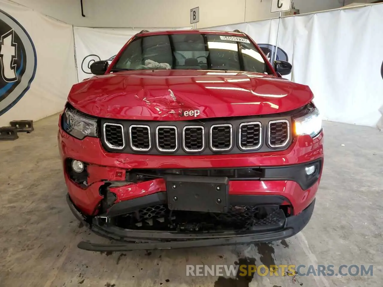 5 Photograph of a damaged car 3C4NJDBN8ST523534 JEEP COMPASS 2025