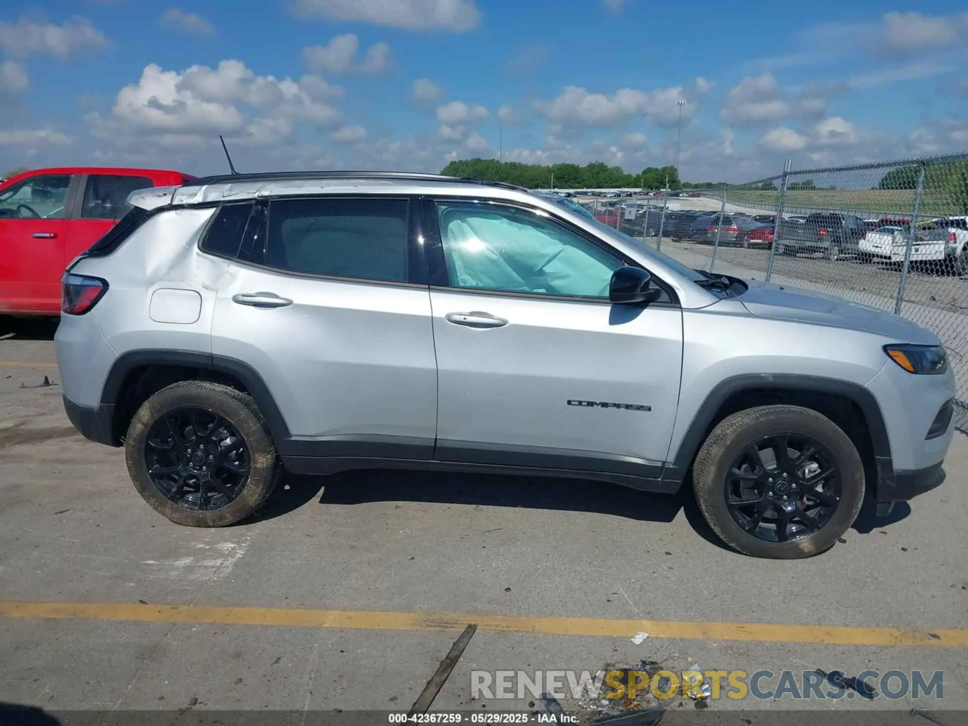 13 Photograph of a damaged car 3C4NJDBN8ST541659 JEEP COMPASS 2025