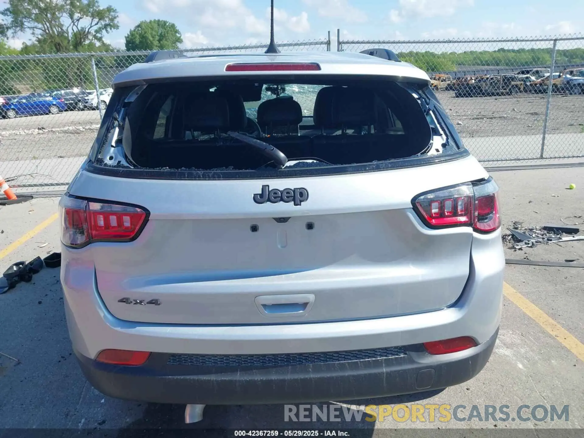 16 Photograph of a damaged car 3C4NJDBN8ST541659 JEEP COMPASS 2025