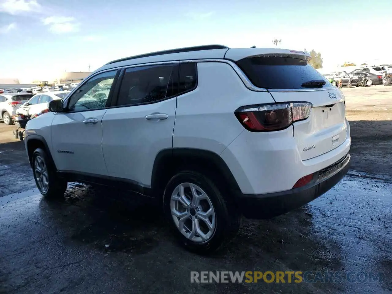 2 Photograph of a damaged car 3C4NJDBNXST547575 JEEP COMPASS 2025