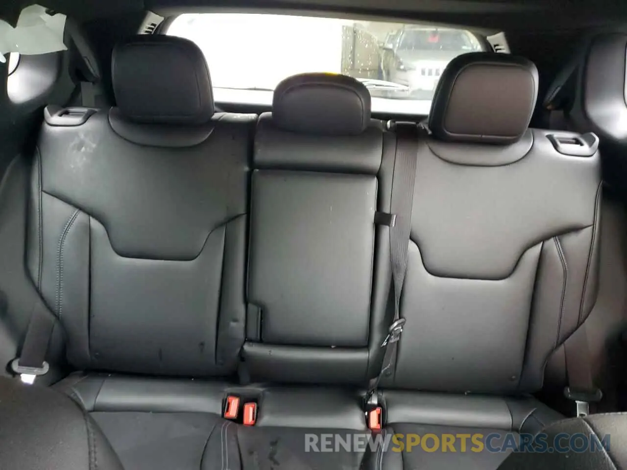 10 Photograph of a damaged car 3C4NJDCN0ST514647 JEEP COMPASS 2025