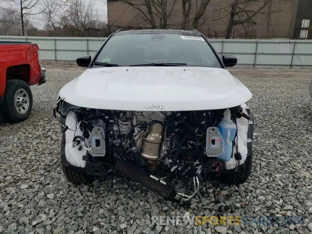 5 Photograph of a damaged car 3C4NJDCN2ST501205 JEEP COMPASS 2025