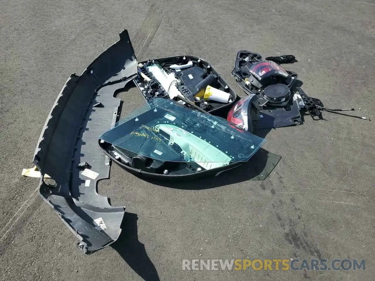 13 Photograph of a damaged car 3C4NJDCN3ST509376 JEEP COMPASS 2025