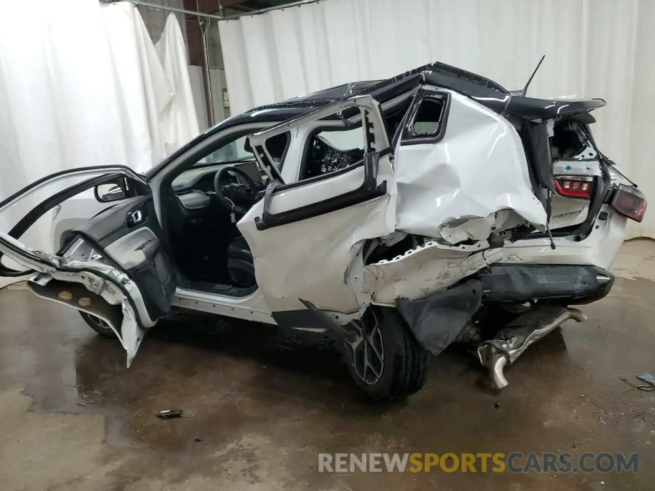 2 Photograph of a damaged car 3C4NJDCN3ST509992 JEEP COMPASS 2025