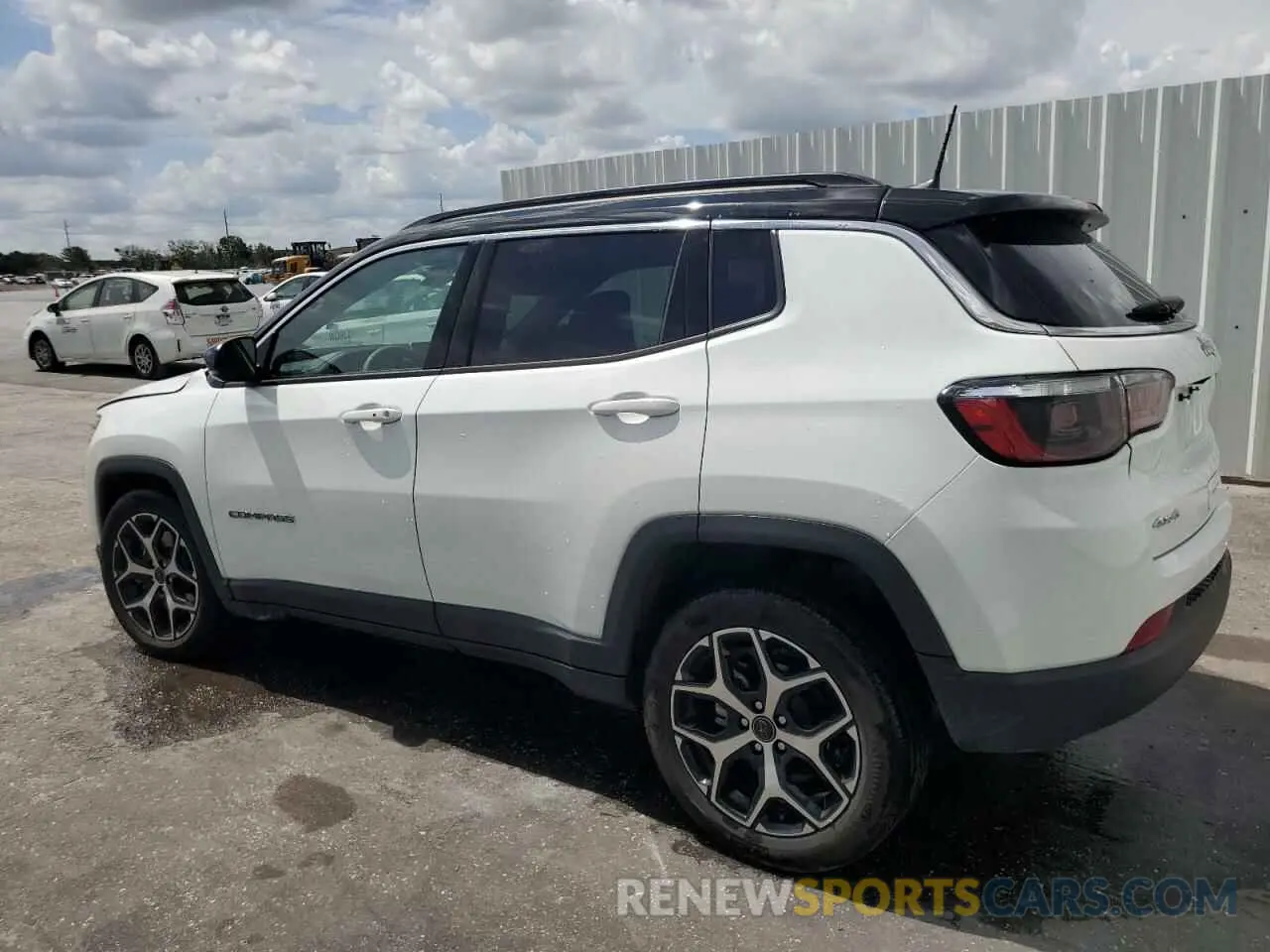 2 Photograph of a damaged car 3C4NJDCN4ST511850 JEEP COMPASS 2025