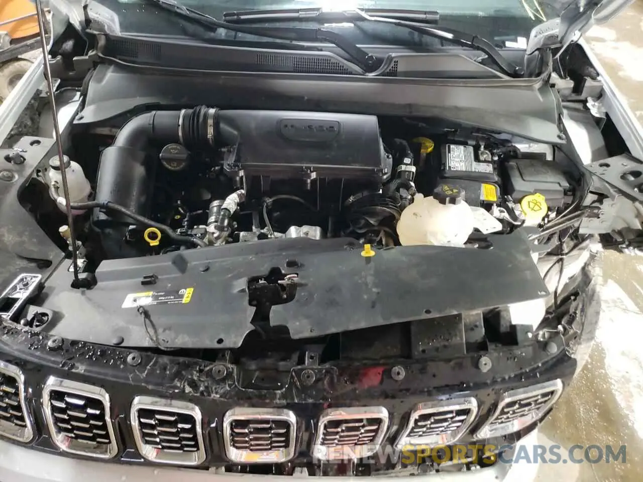 11 Photograph of a damaged car 3C4NJDCN5ST509105 JEEP COMPASS 2025