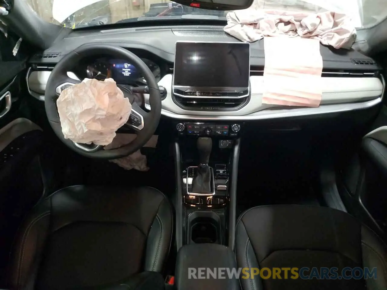 8 Photograph of a damaged car 3C4NJDCN5ST509105 JEEP COMPASS 2025