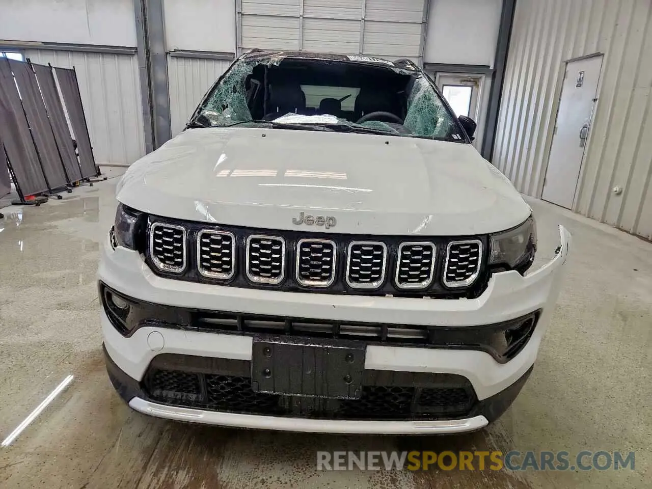 5 Photograph of a damaged car 3C4NJDCN5ST509928 JEEP COMPASS 2025