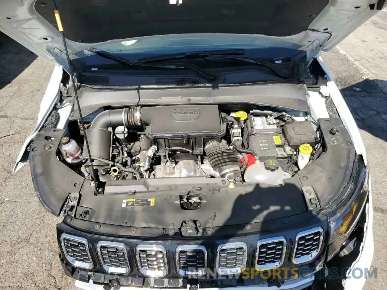12 Photograph of a damaged car 3C4NJDCN5ST510724 JEEP COMPASS 2025