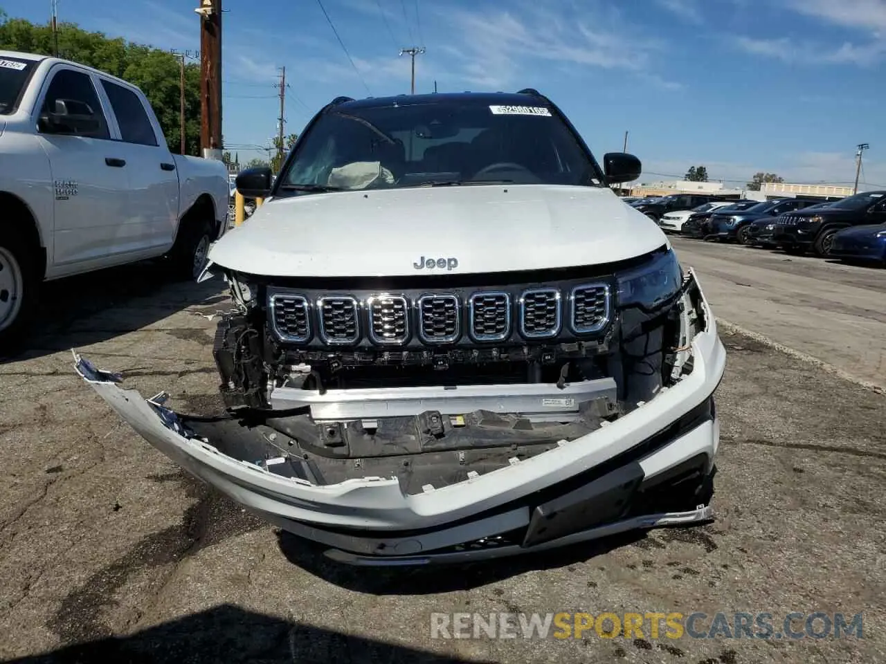 5 Photograph of a damaged car 3C4NJDCN5ST510724 JEEP COMPASS 2025