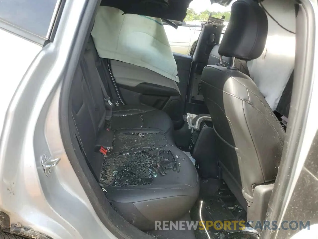11 Photograph of a damaged car 3C4NJDCN6ST509811 JEEP COMPASS 2025