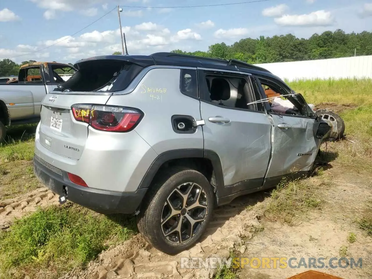 3 Photograph of a damaged car 3C4NJDCN6ST509811 JEEP COMPASS 2025