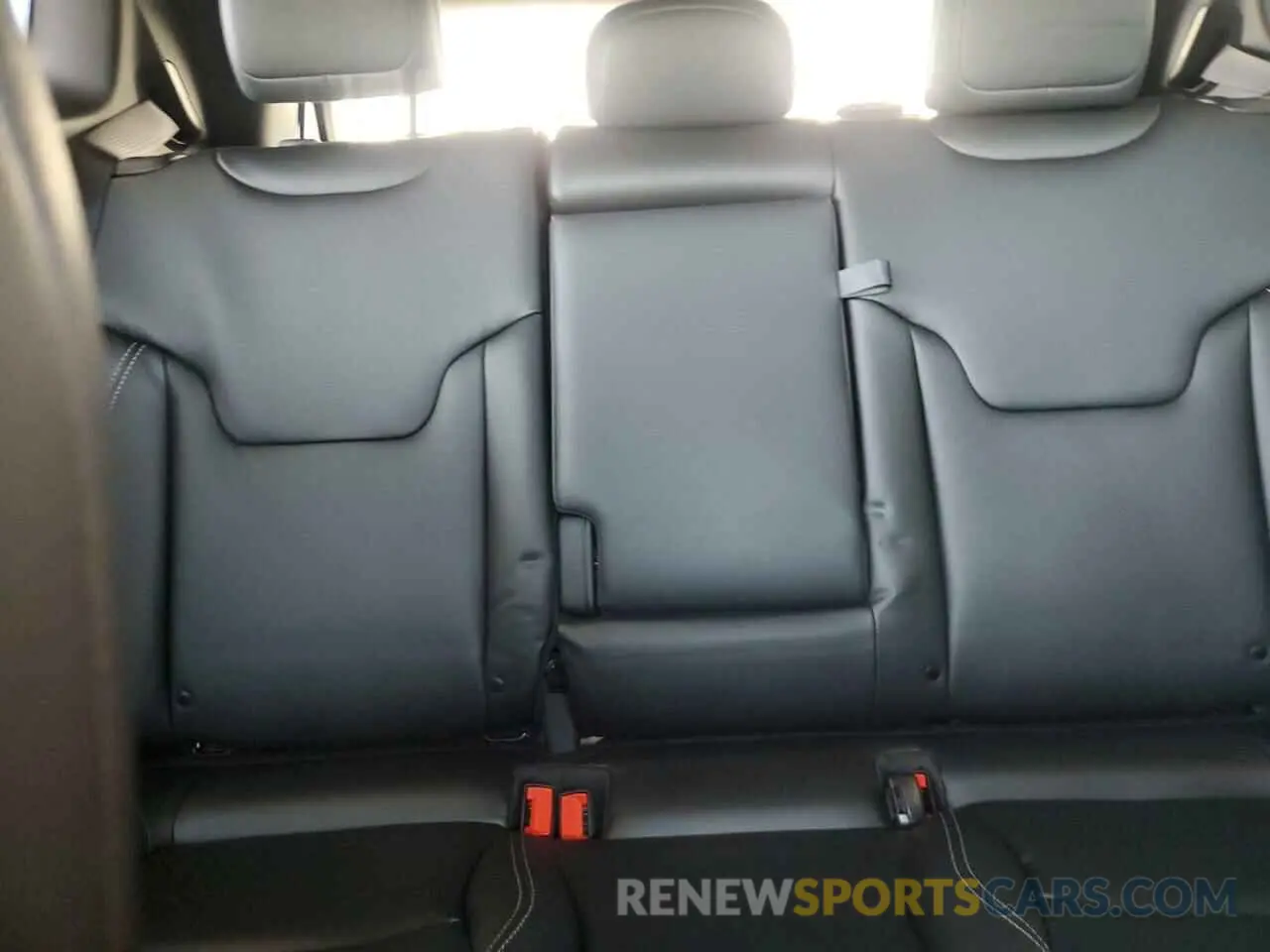10 Photograph of a damaged car 3C4NJDCN7ST578443 JEEP COMPASS 2025