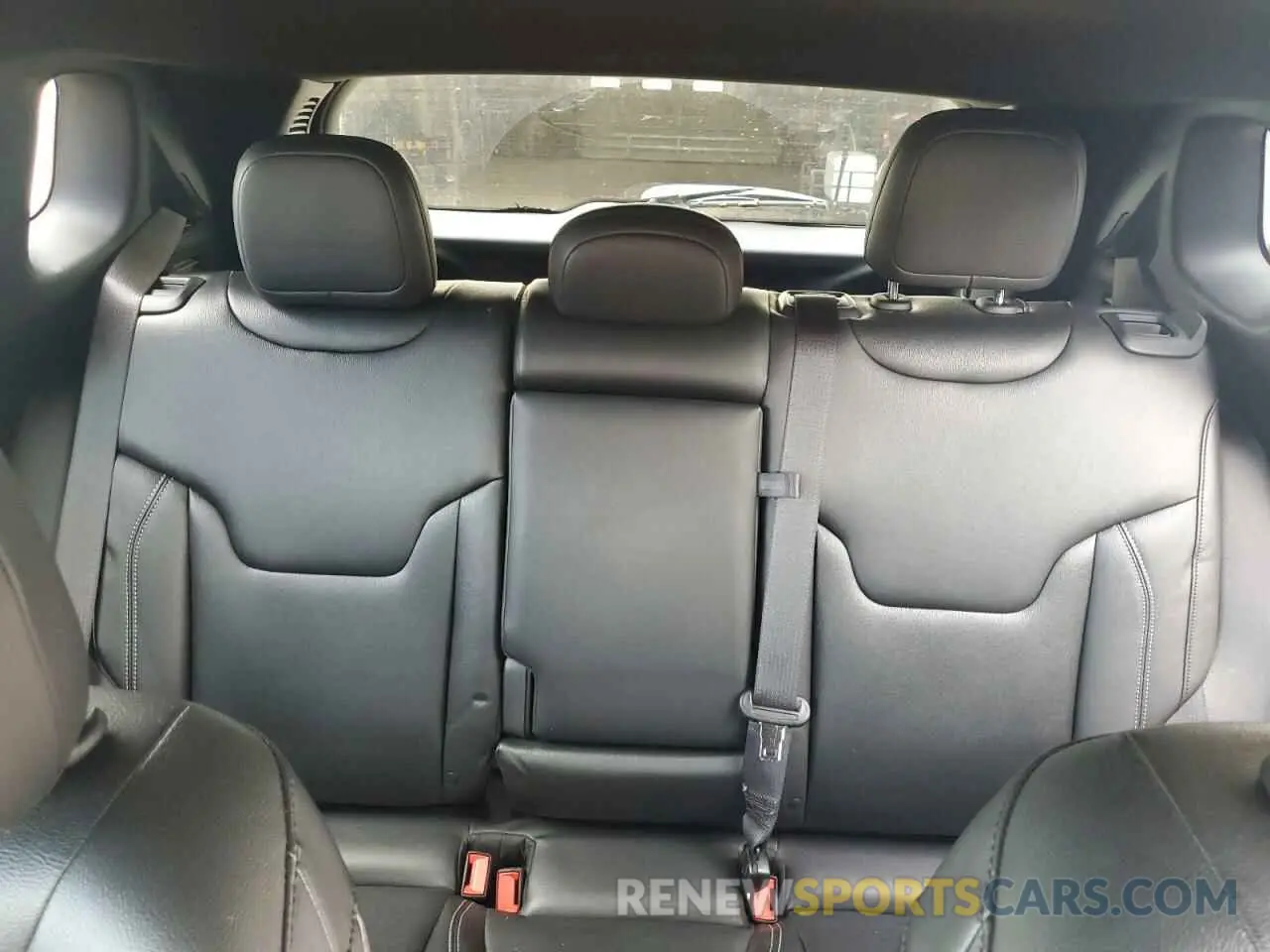 10 Photograph of a damaged car 3C4NJDCN8ST513309 JEEP COMPASS 2025