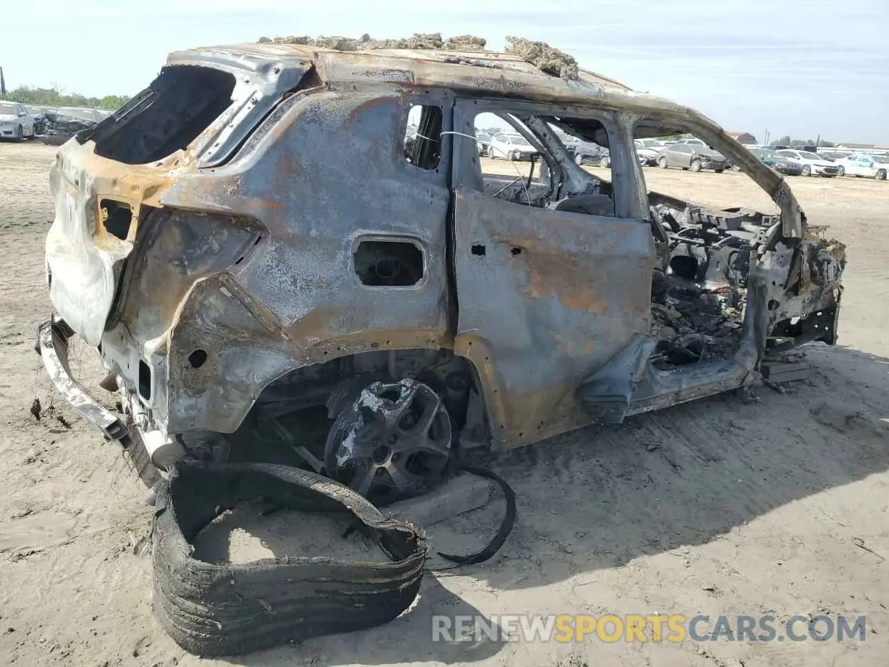 3 Photograph of a damaged car 3C4NJDCN9ST510807 JEEP COMPASS 2025