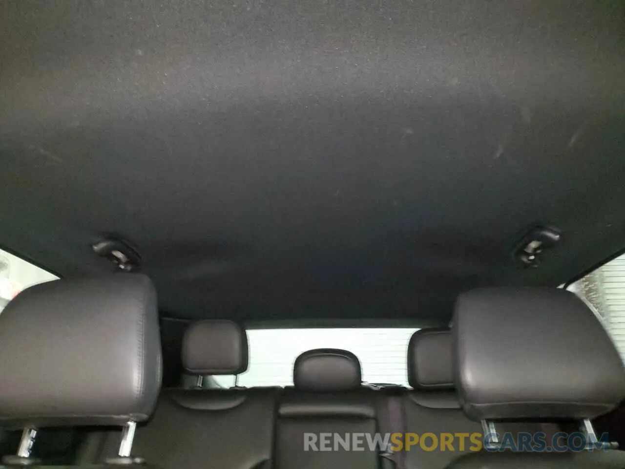 10 Photograph of a damaged car 3C4NJDCNXST513148 JEEP COMPASS 2025