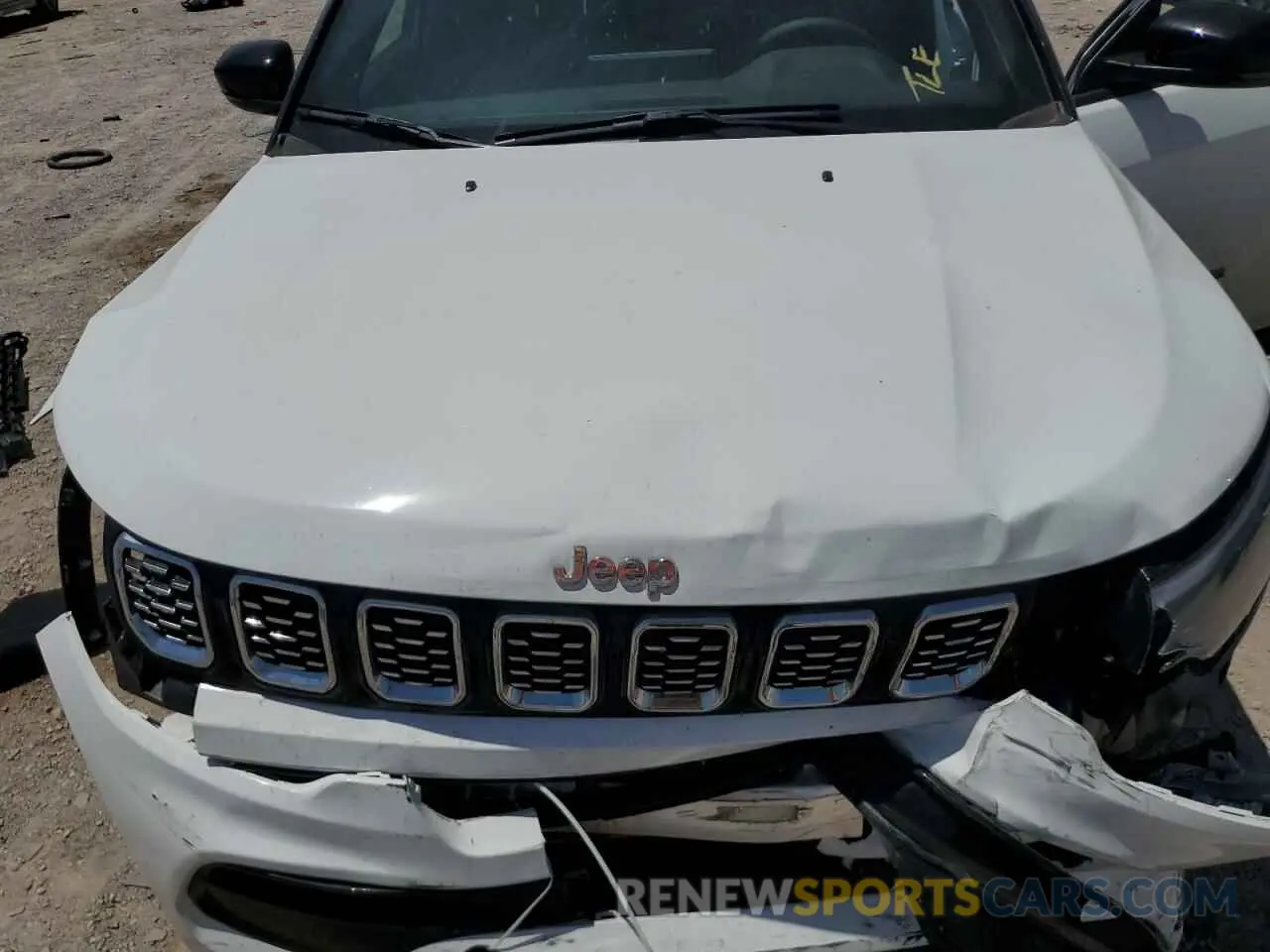 12 Photograph of a damaged car 3C4NJDCNXST540995 JEEP COMPASS 2025