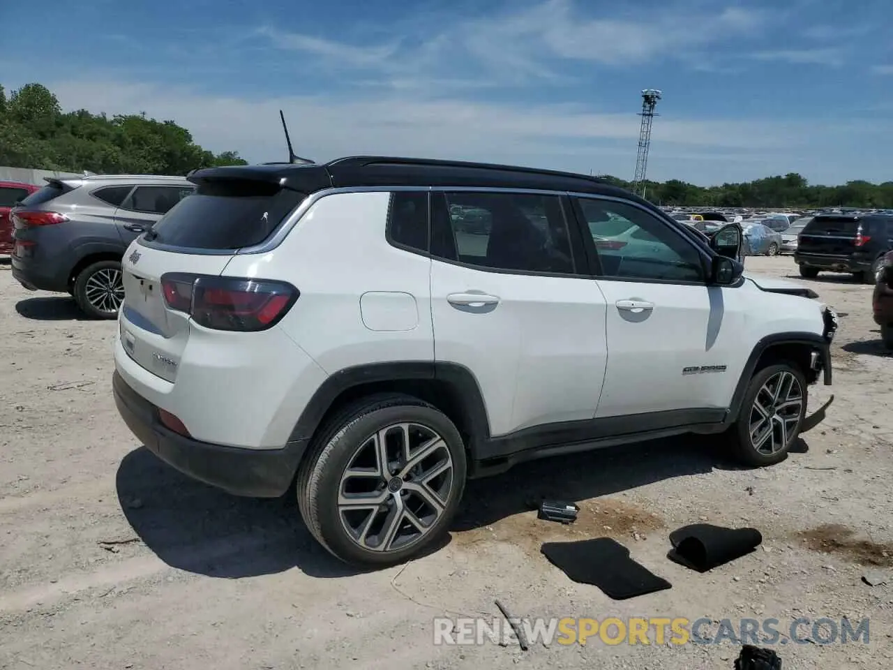 3 Photograph of a damaged car 3C4NJDCNXST540995 JEEP COMPASS 2025