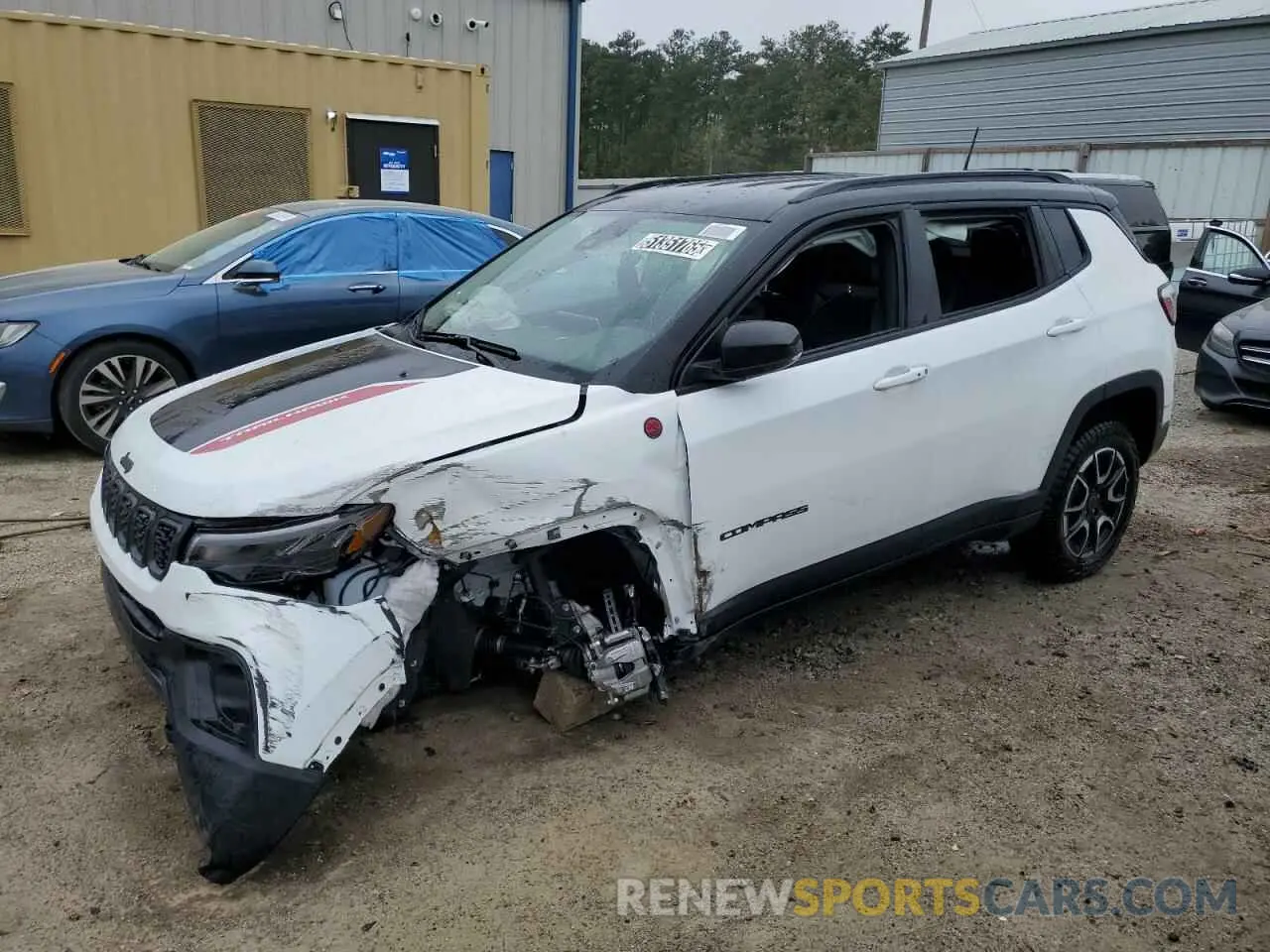 1 Photograph of a damaged car 3C4NJDDN3ST557023 JEEP COMPASS 2025
