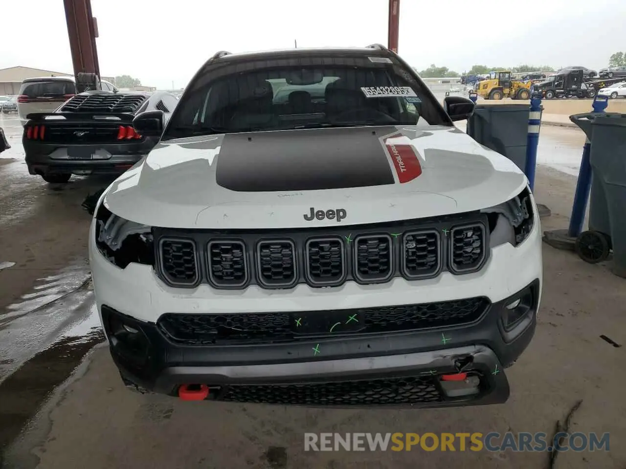 5 Photograph of a damaged car 3C4NJDDN4ST581170 JEEP COMPASS 2025